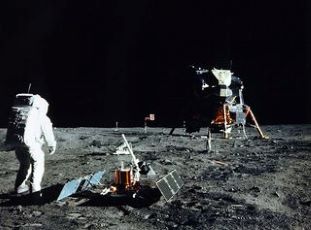 lunar experiments